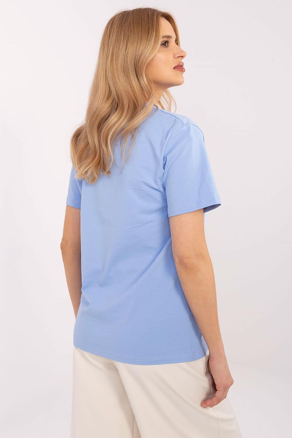 Stylish Women's Casual T-Shirt in Sizes S-XL, Soft Cotton with Decorative Studs & Round Neckline