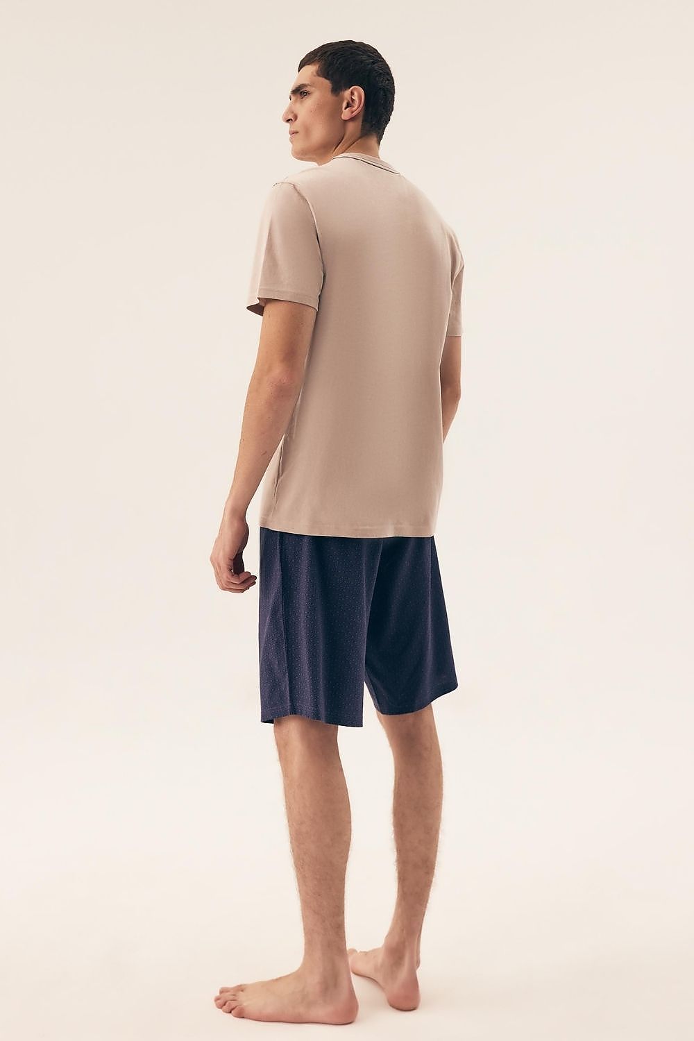 Luxury Henderson Men's Pajamas Set - Stylish Short-Sleeved Top & Minimalist Shorts, Sizes M-XXXL