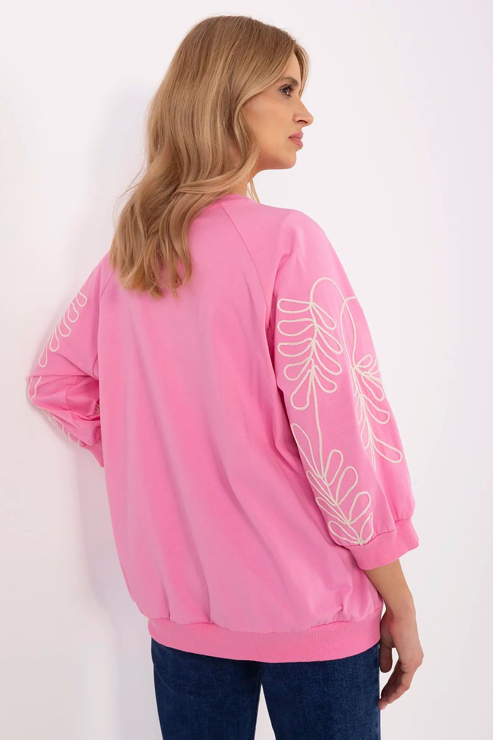 Elegant Women's 3/4 Sleeve Sweatshirt with Kangaroo Pocket, Embroidered Leaf Patterns - Size EU 0