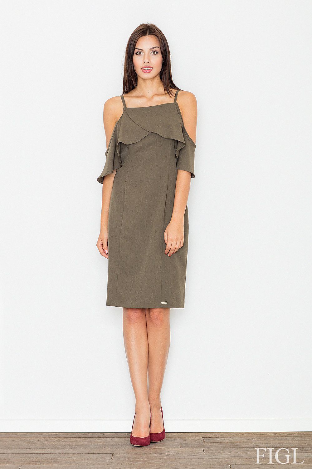 Chic Figl Daydress with Frills - Soft Knitwear, Shoulder-Revealing Style, Available in Various Colours