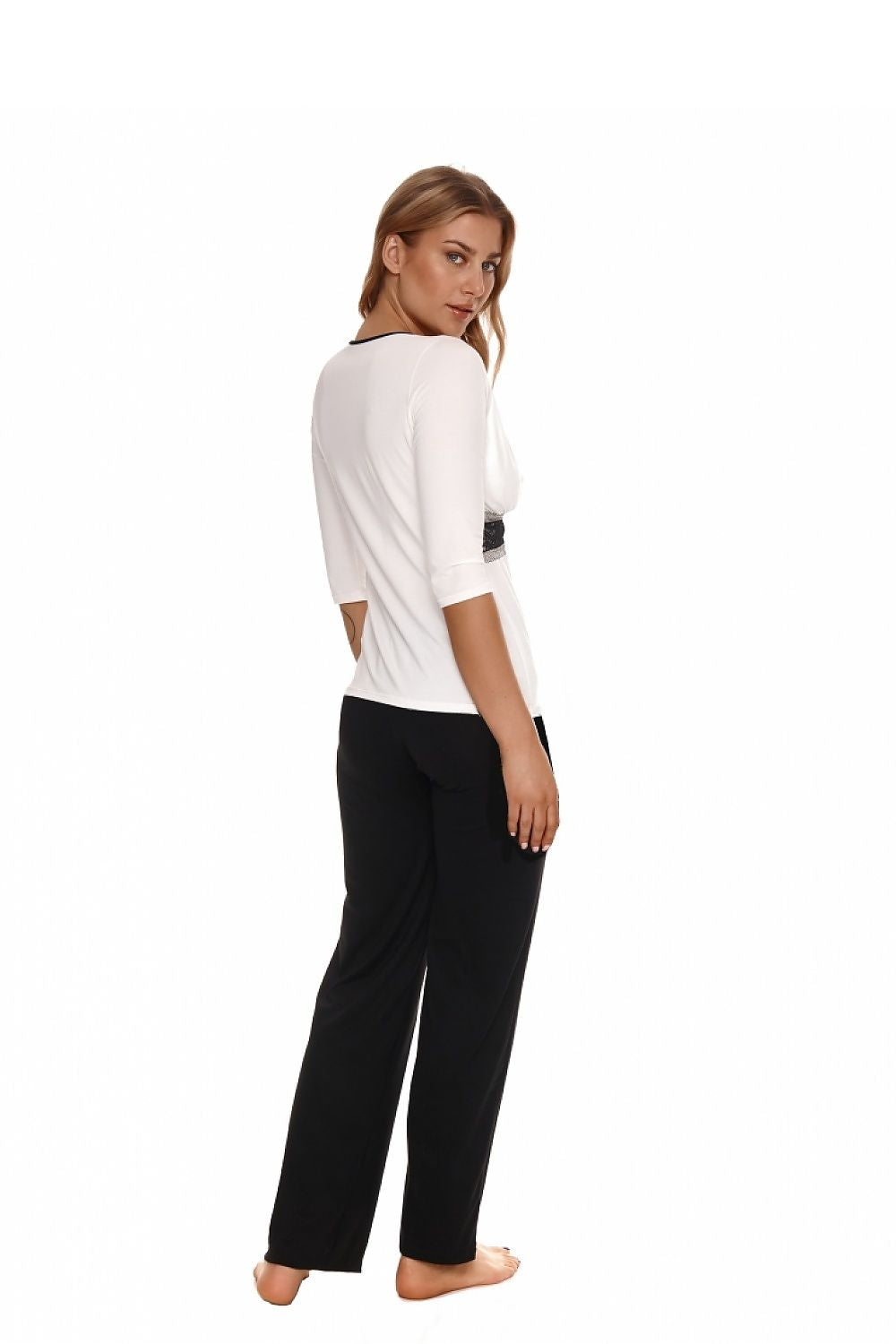 Elegant 2-Piece Pyjama Set with 3/4 Sleeves, Lace Detailing & Contrast Long Pants by Lupo Line