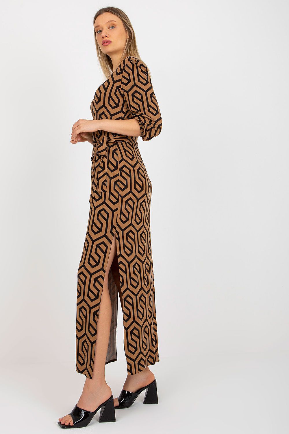 Elegant Lakerta Long Dress with Heart Neckline, 3/4 Sleeves and Tie Belt