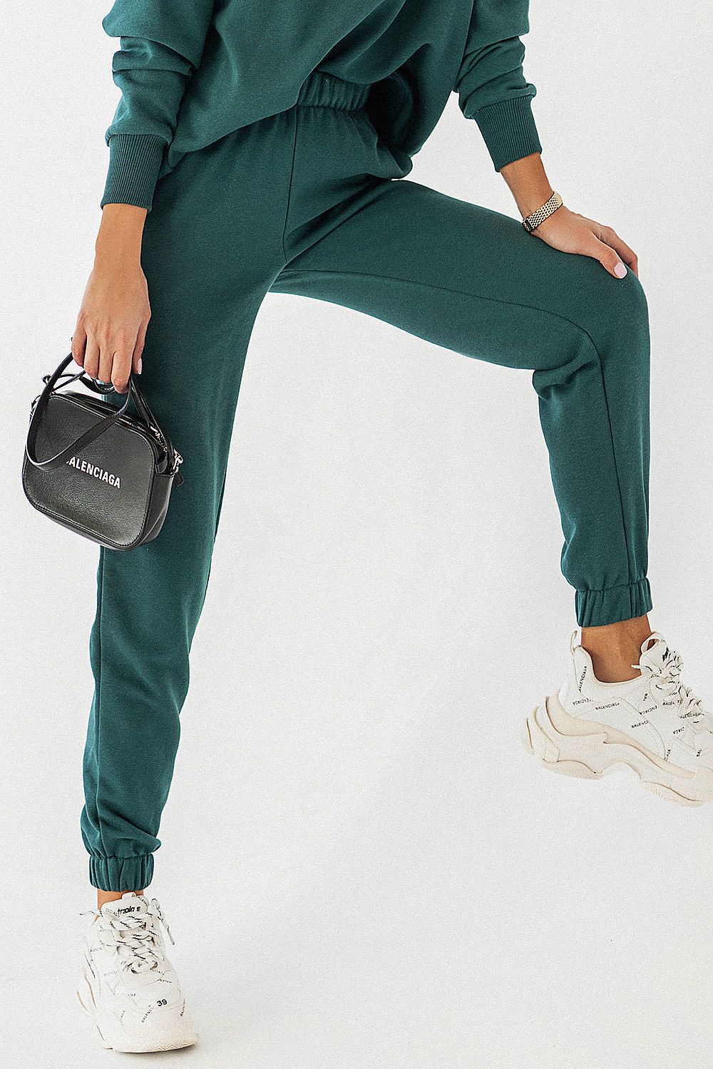Luxury Cotton Blend Joggers IVON with Drawstring and Pockets - Elegant Comfort Collection