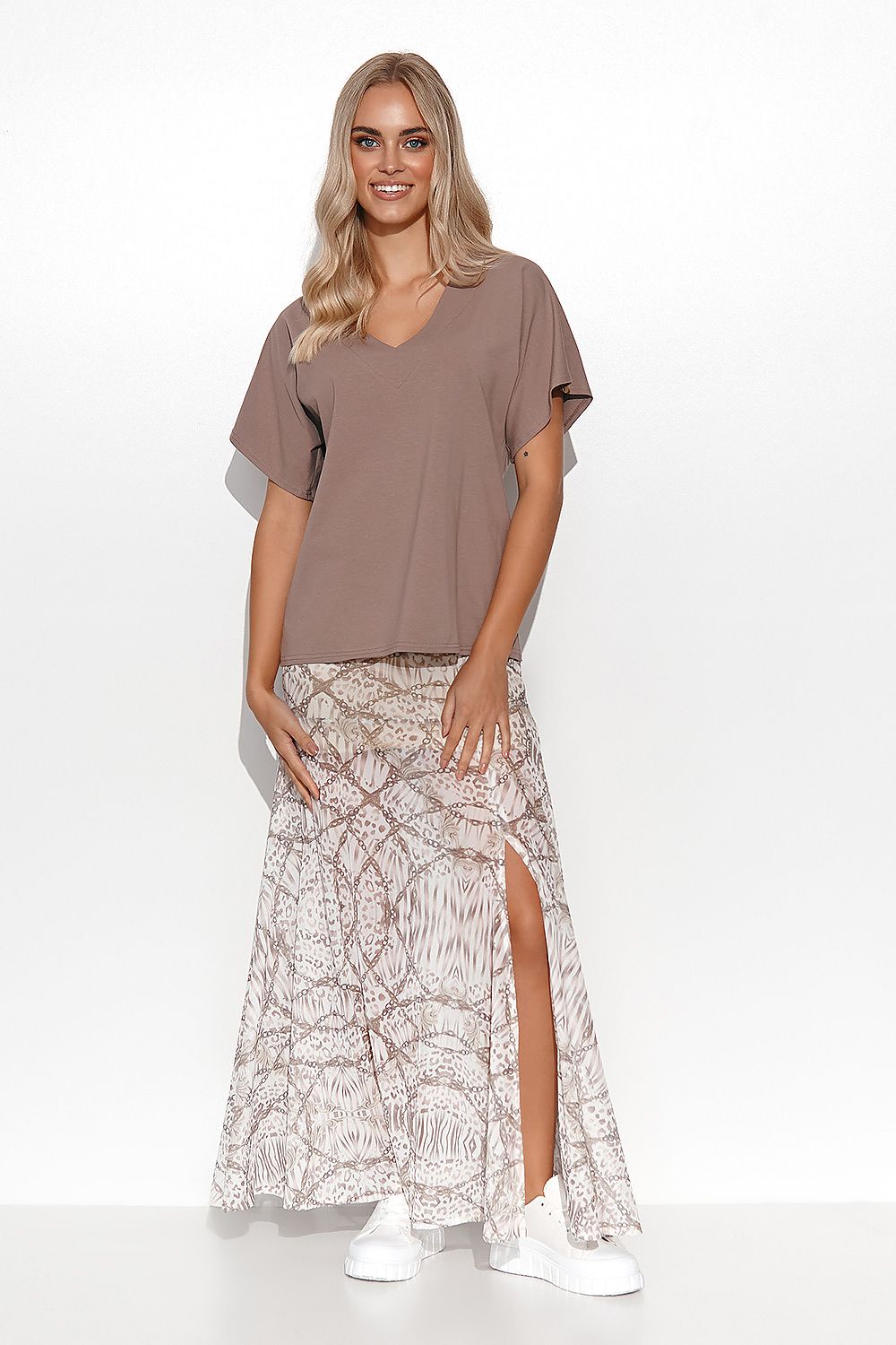 Elegant Heart Neckline Cotton Blouse for Women - Versatile Casual Style by Makadamia