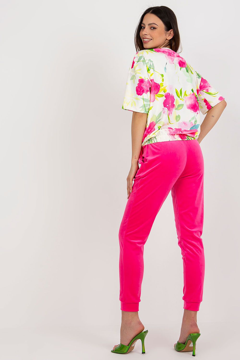 Luxurious Velour Blouse And High-Waisted Pants Set By Rue Paris - Comfortable & Elegant Fashion