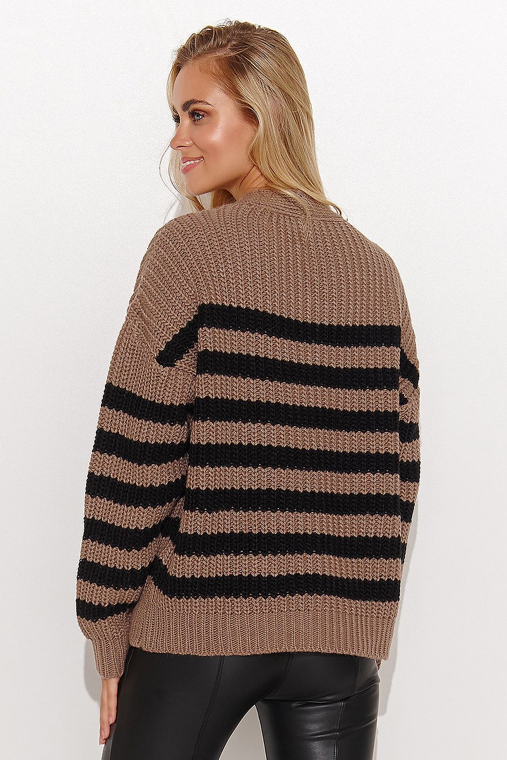 Elegant Women's Cardigan Sweater with Gold Buttons and Heart Neckline - Available in Ecru and Cappuccino