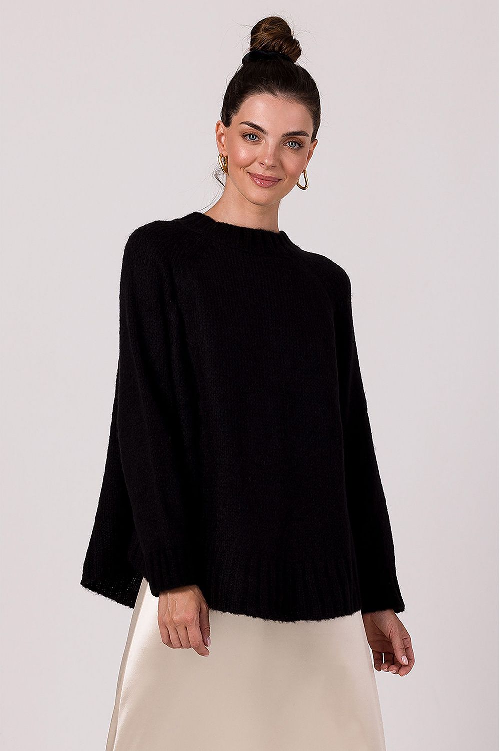 Women's Oversized Knit Jumper With Batwing Sleeves in Soft Ribbed Yarn - Made in Poland