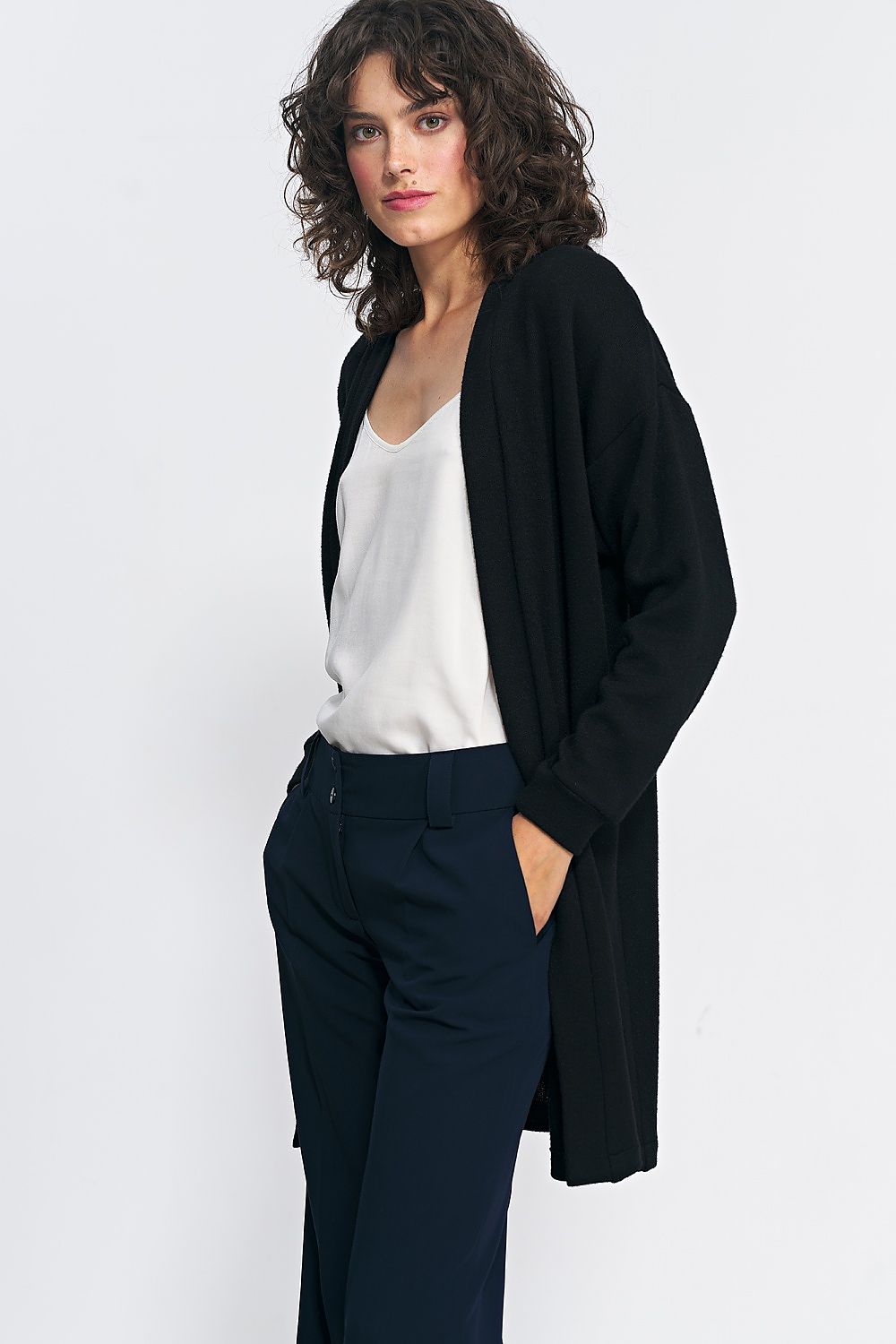 Luxury Unbuttoned Black Cardigan by Nife - Soft Knit Fabric for Stylish Weekend Wear