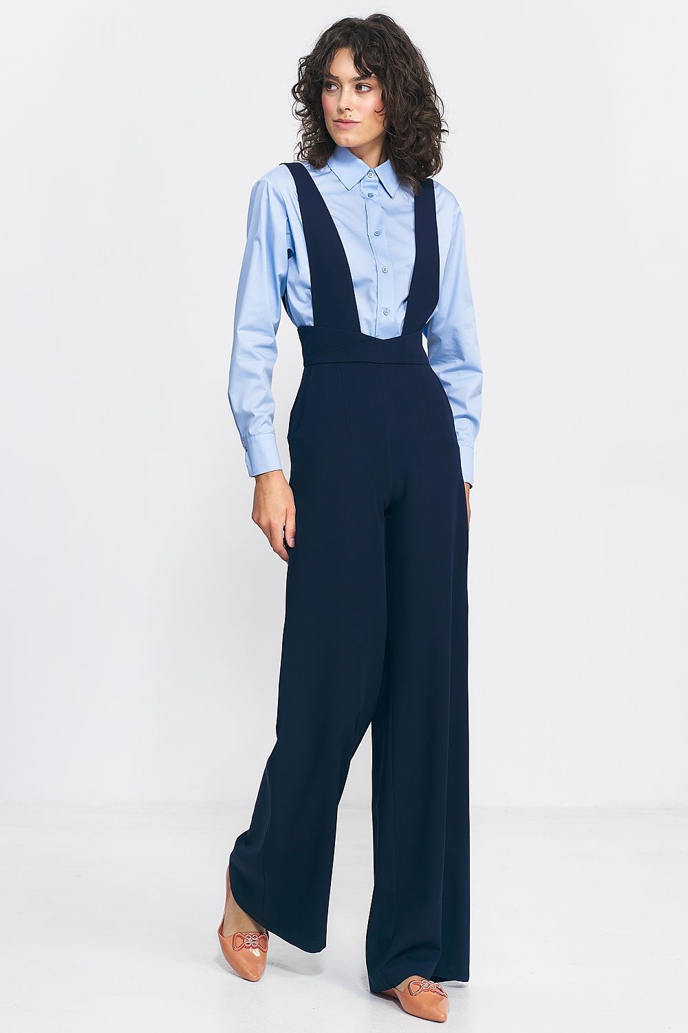 High-Waisted Jumpsuit with Suspenders and Pockets | Vintage-Inspired Wide Leg Design