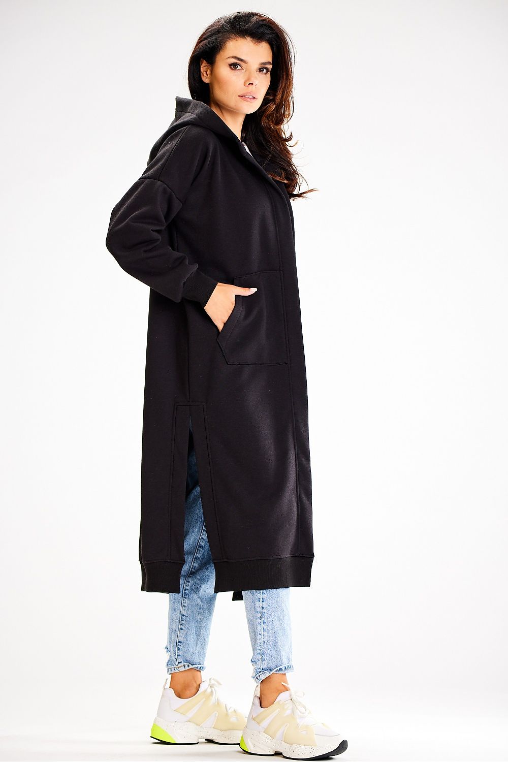 Luxurious Awama Long Loose-Fitting Sweatshirt with Hood, Pockets and Side Slits - Perfect Comfort Wear