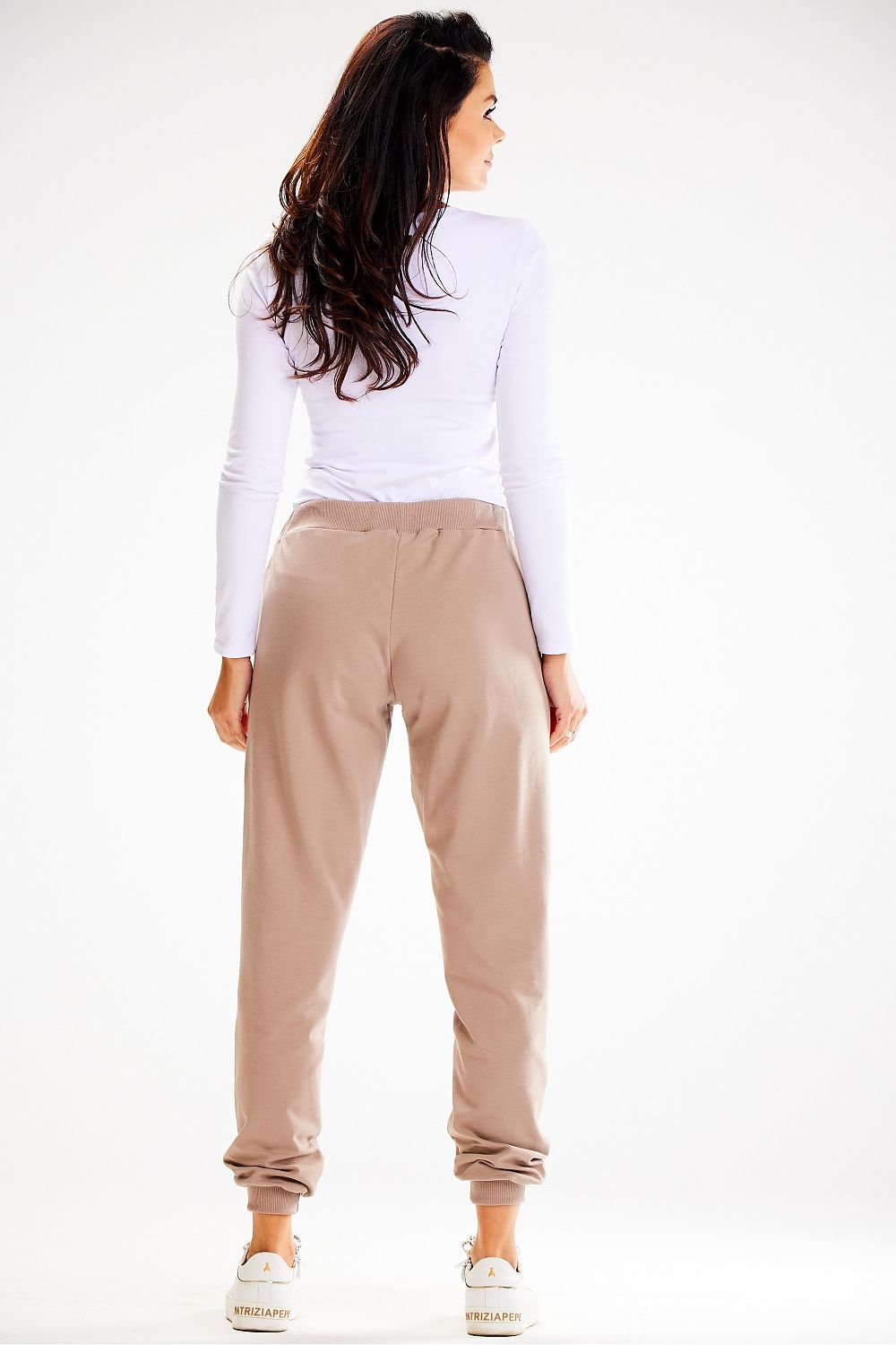 Awama Loose Tracksuit Trousers With Elastic Waistband, Slip Pockets & Decorative Stitching