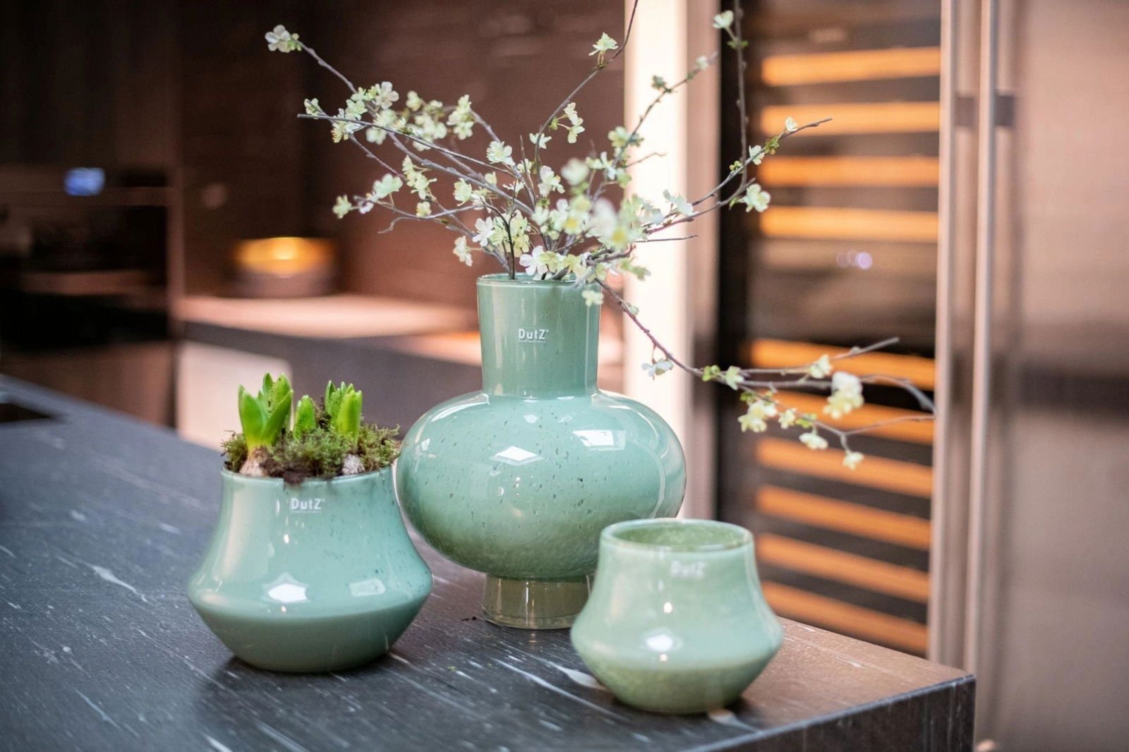 Vase MODEST - Olive Green Colour by DutZ