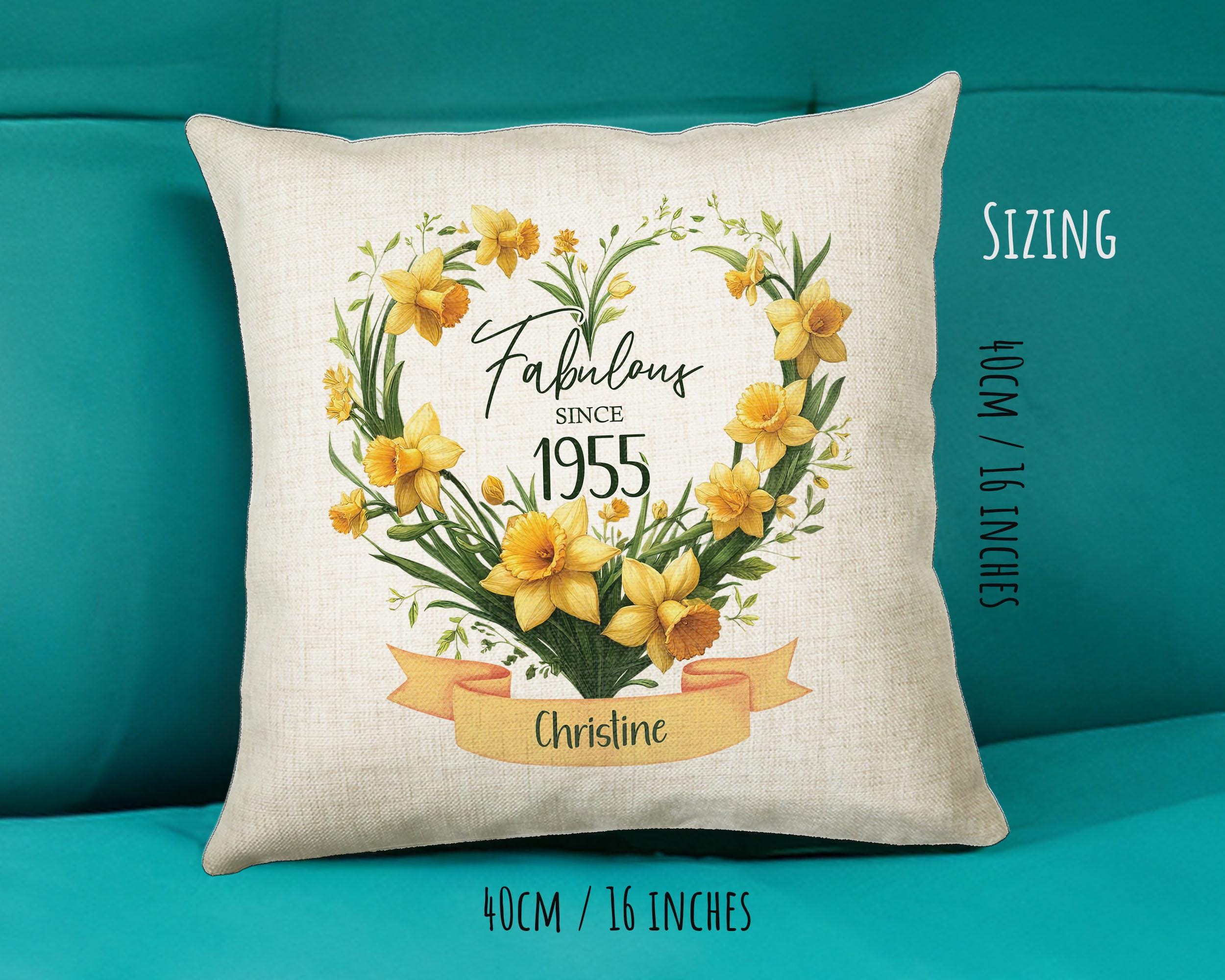 70th Birthday Gift for Women - Personalised 1955 Birthday Cushion Age 70 Gift for Her Floral Daffodil Design Mum Nan Gran Seventy BNS70C