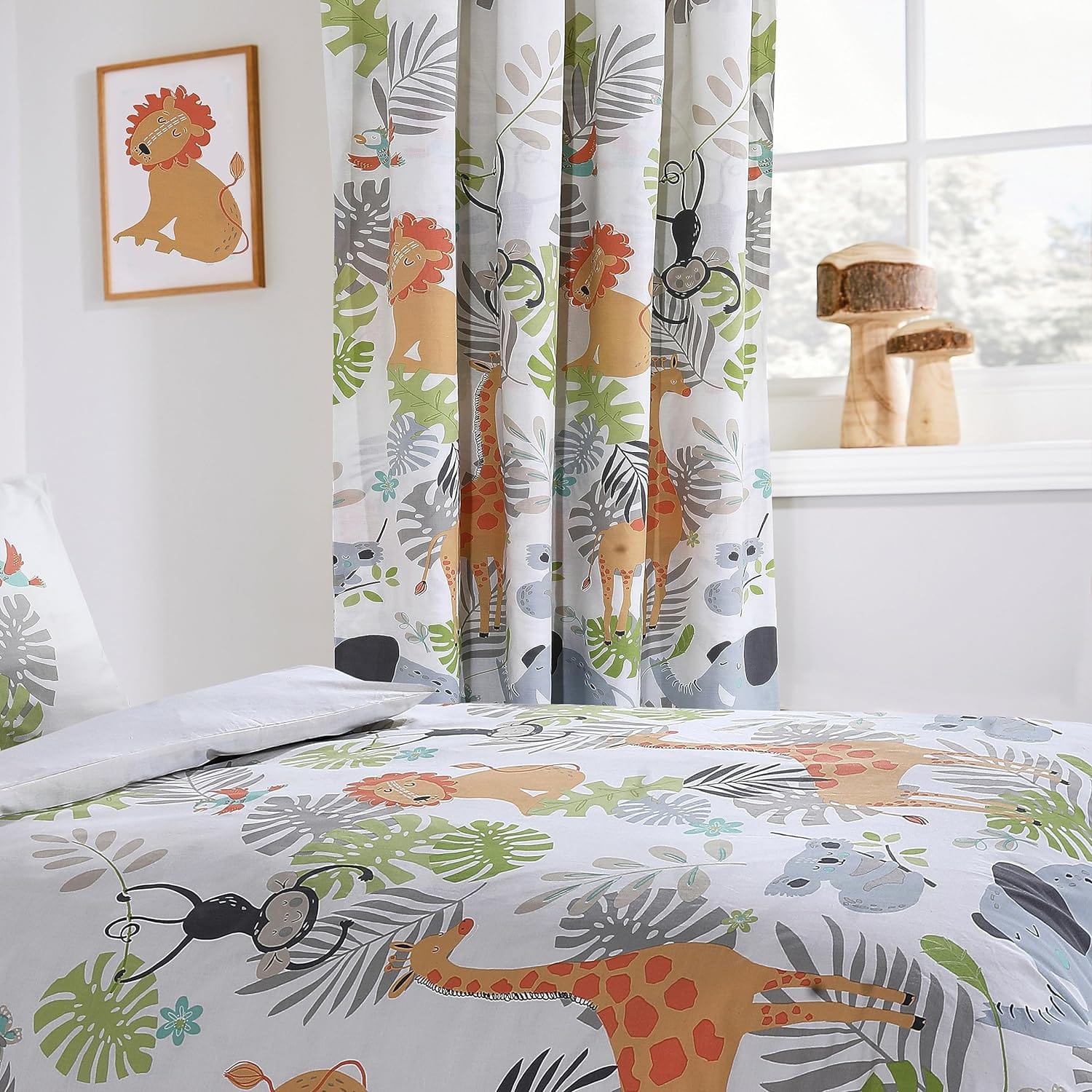 OLIVIA ROCCO Kids Safari Jungle Animal Print Duvet Cover Set With Pillowcase Soft Cosy Durable Lightweight Bedding Lions Giraffes Bears Elephants