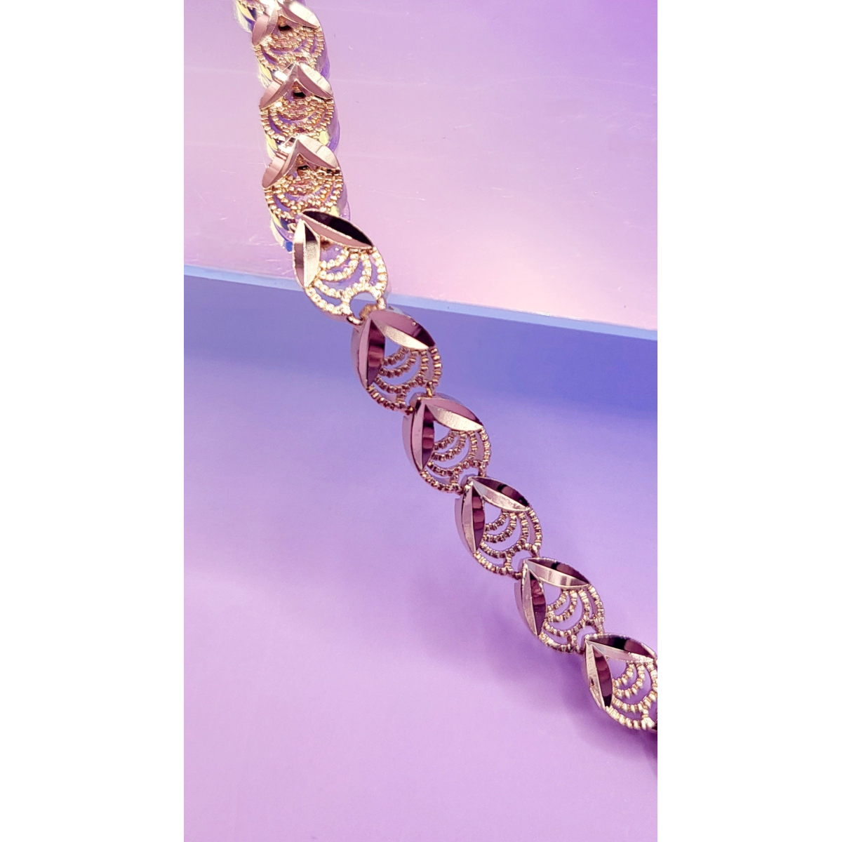 Luxe Shiny Gold Link Bracelet