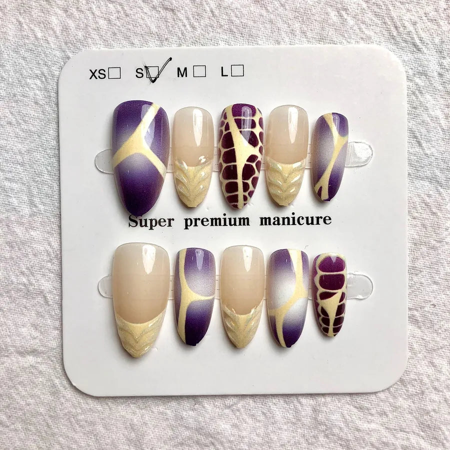 Handmade Almond Nail Press-Ons 3D Floral Shell Design Gradient White Effect European Style Nail Art False Nails Set