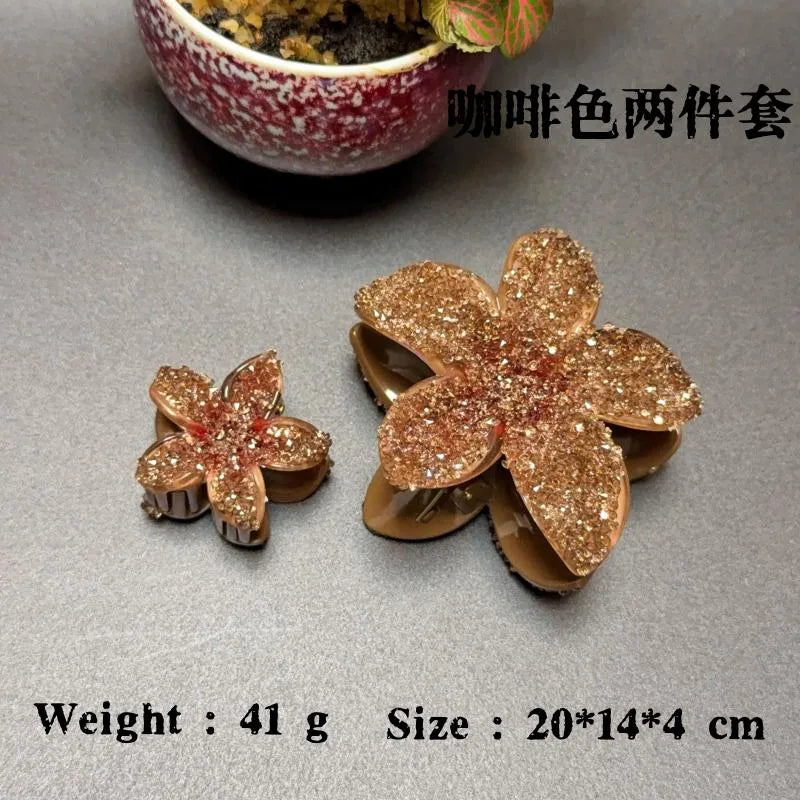 Elegant Classic Style Women's Flower Resin Hair Claws