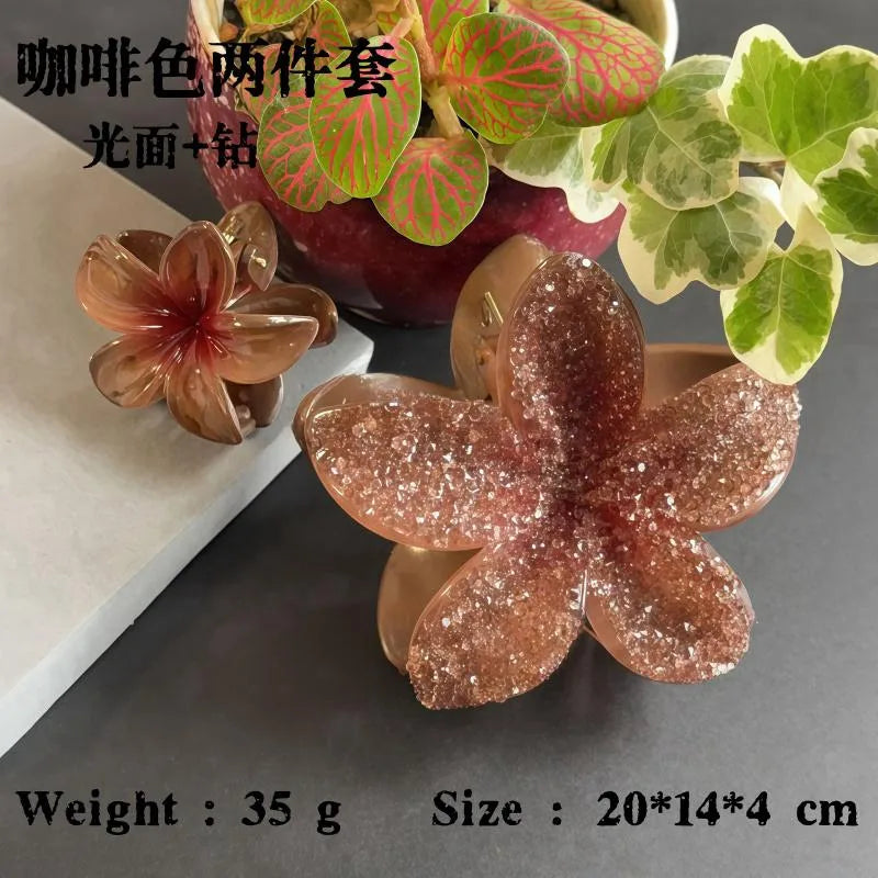 Elegant Classic Style Women's Flower Resin Hair Claws