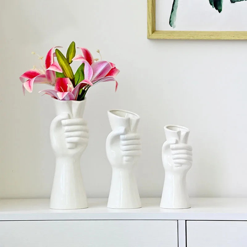 Modern Style Classic Style Human ceramics Vase Artificial Decorations