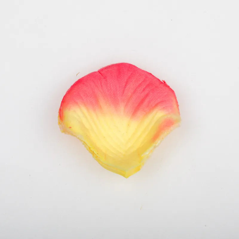 Non-woven 100 pieces of simulated petals rose petals wedding wedding room layout wedding supplies factory direct sales