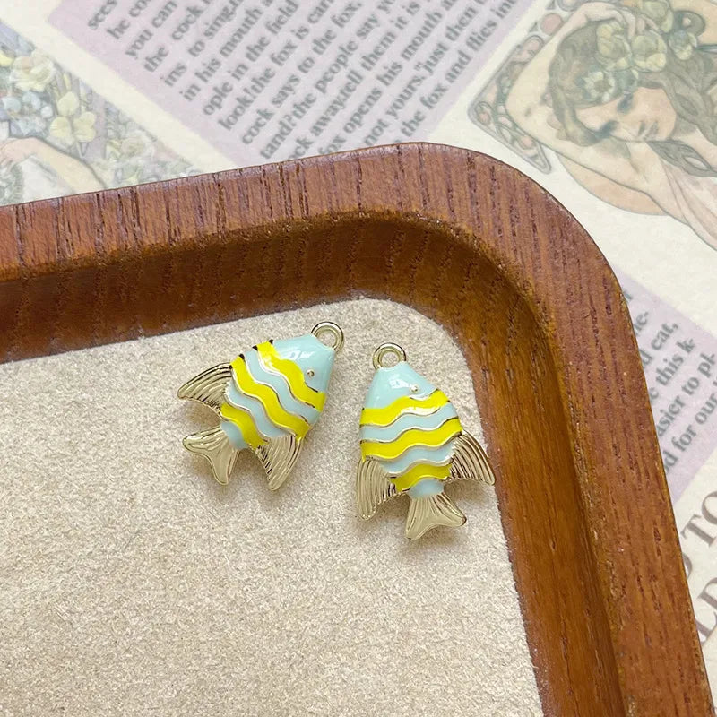 Ocean Tropical Striped Color Block Small Fish Pendant Alloy Enamel DIY Handmade Small Charms Beaded Jewelry