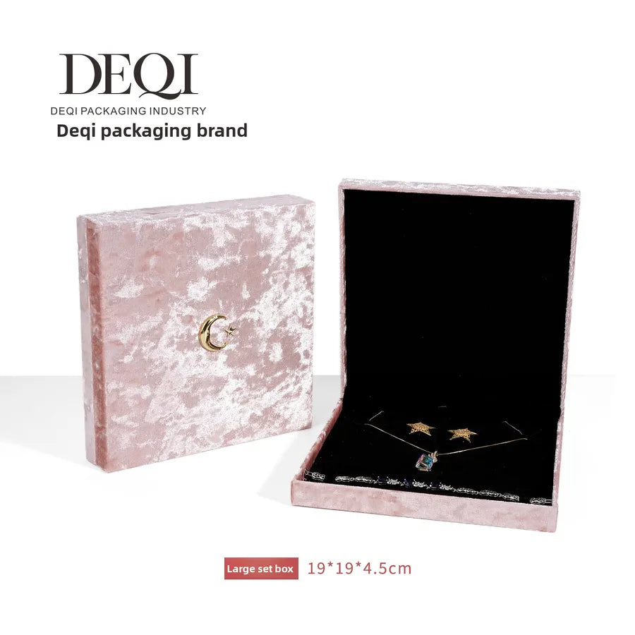 1 Piece Flannel Elegant Simple Style Daily Date Solid Color Jewelry Boxes