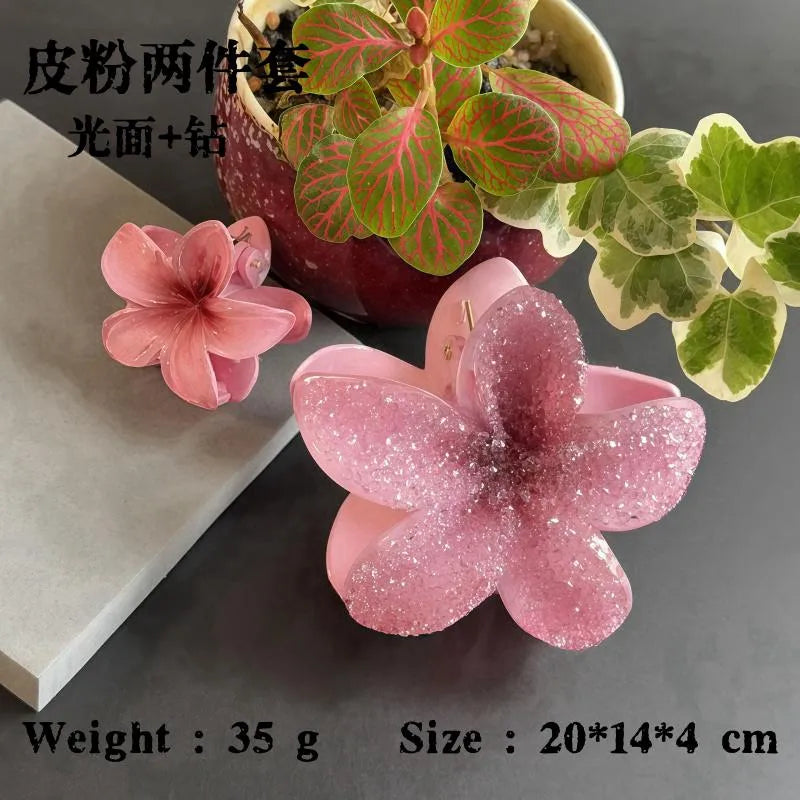 Elegant Classic Style Women's Flower Resin Hair Claws
