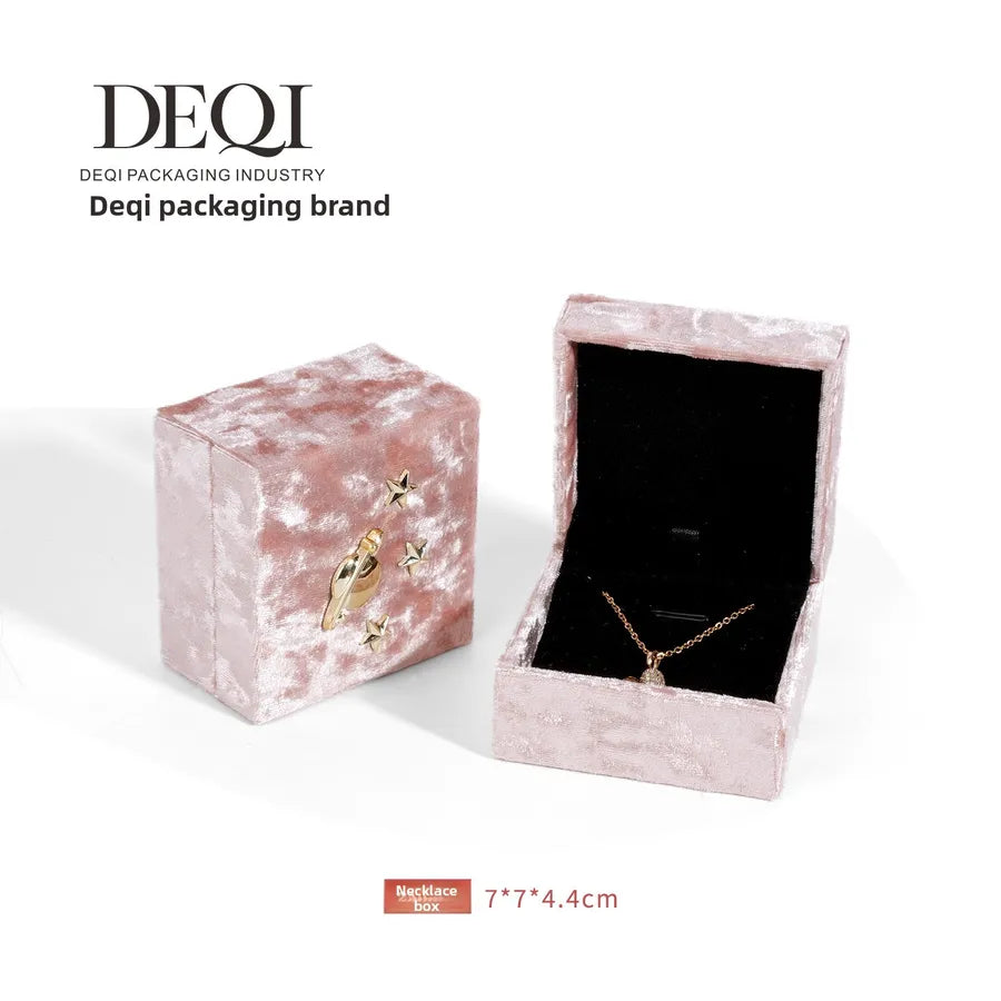 1 Piece Flannel Elegant Simple Style Daily Date Solid Color Jewelry Boxes