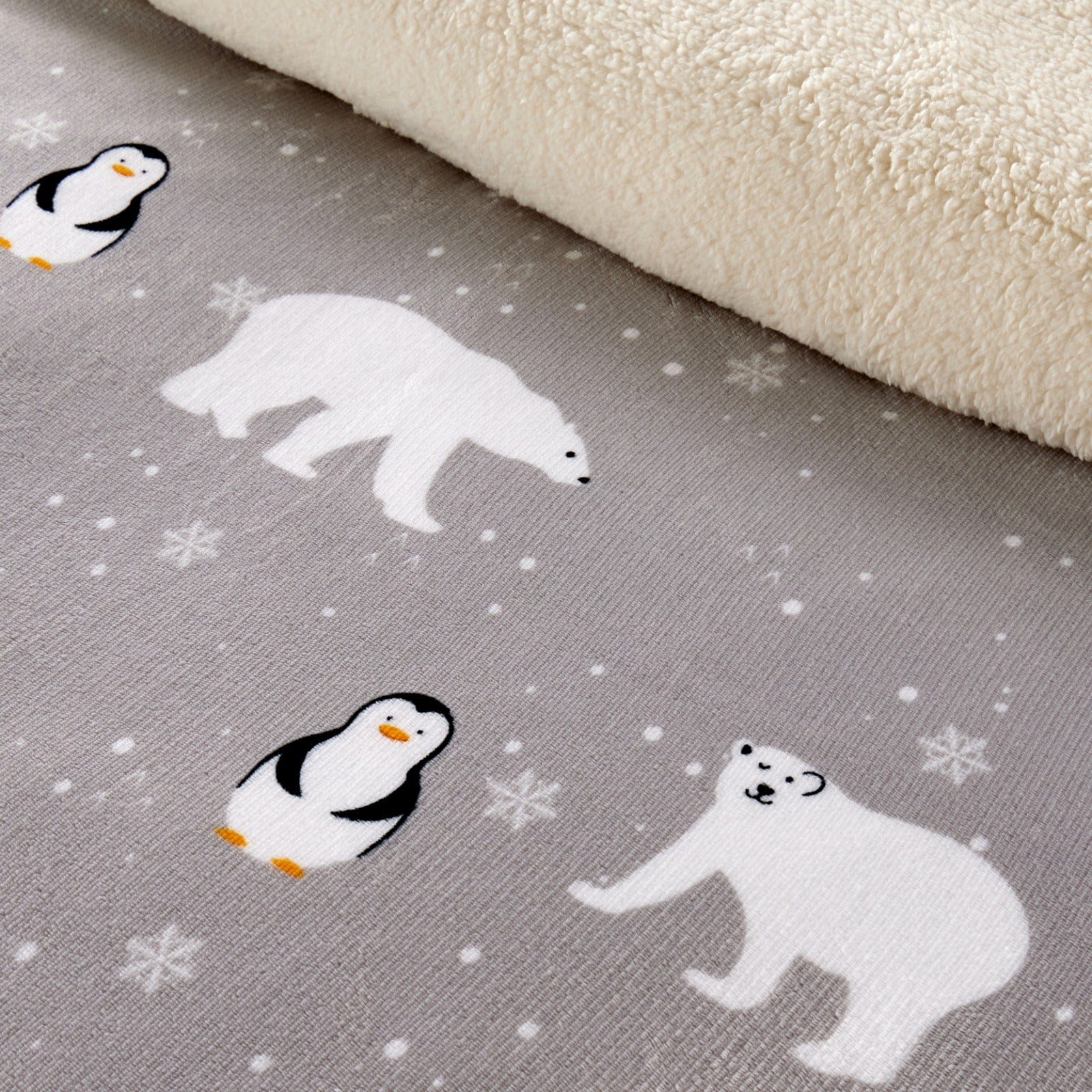 OLIVIA ROCCO Polar Bear And Penguin Teddy Fleece Duvet Set With Reversible Sherpa Fur, Available In Single, Double, King Sizes