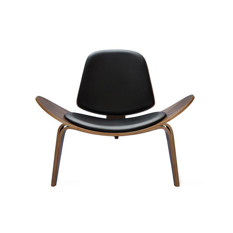 Hans Wegner CH07 Shell Chair, Walnut & Black