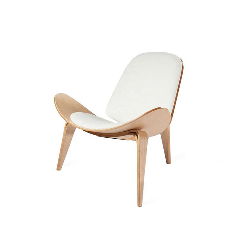 Hans Wegner CH07 Shell Chair, Walnut & Black