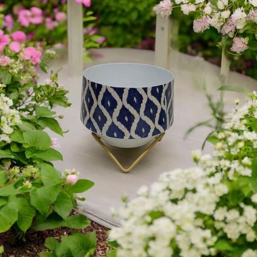 13CM PLANTER ON STAND