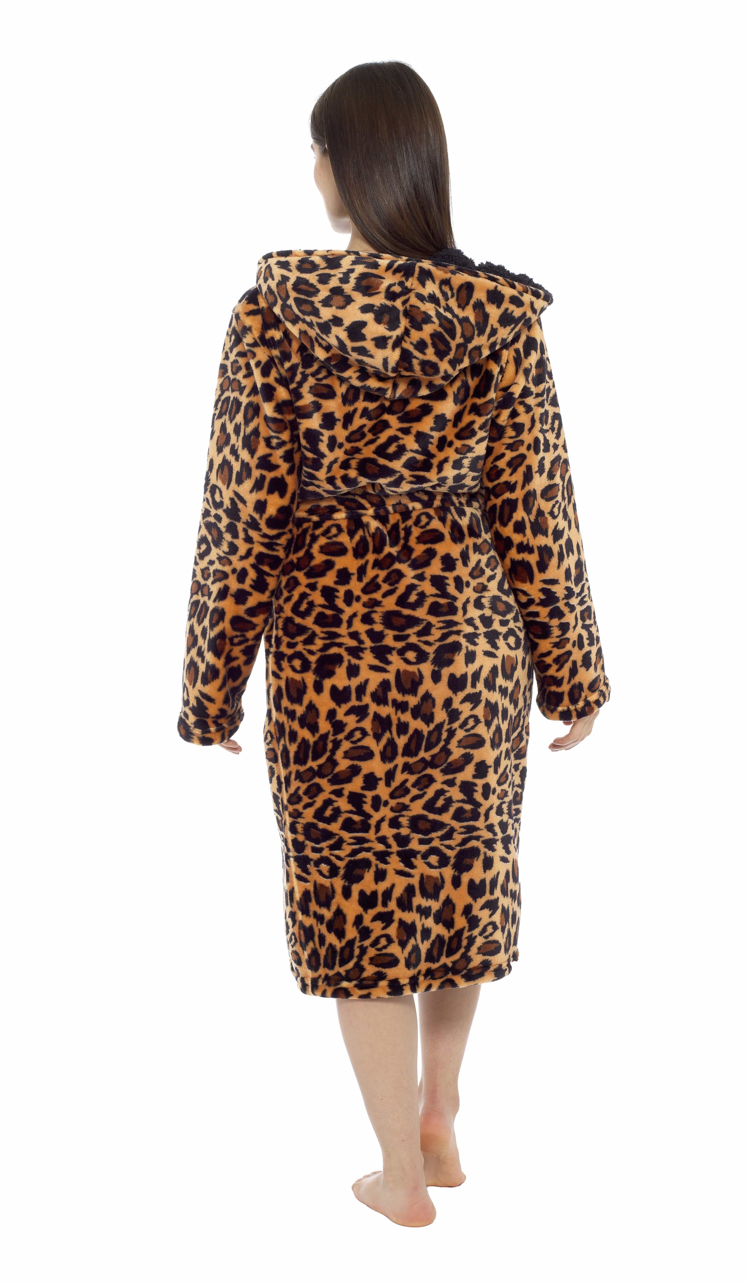 OLIVIA ROCCO Women's Leopard Plush F fleece Hooded Robe With Sherpa Lining, Cozy Thermal Nightwear, UK Sizes 8-22, Daisy Dreamer