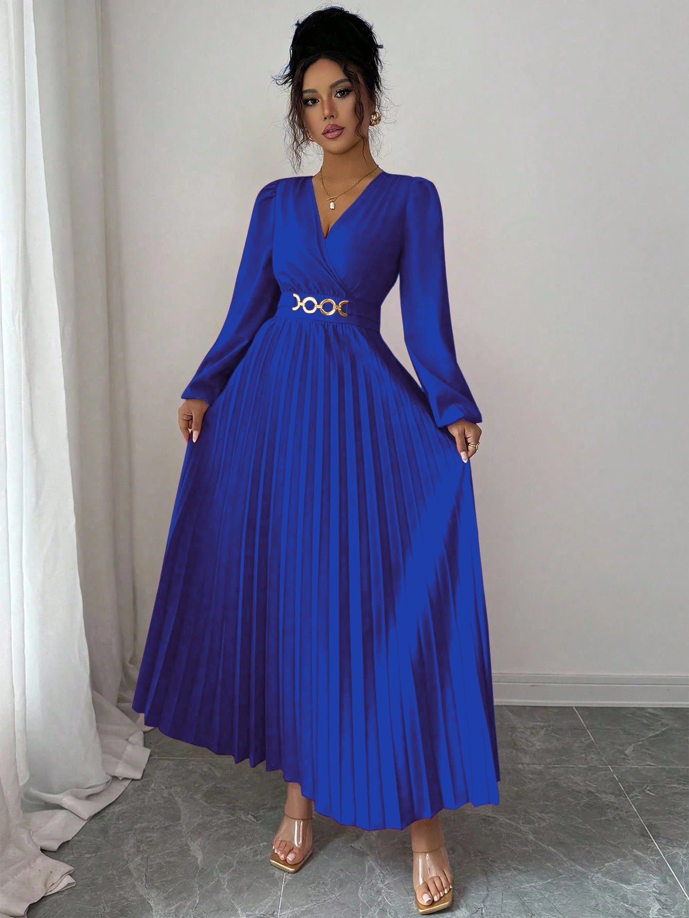 Women's Solid-color Casual Chic V-neck Dress