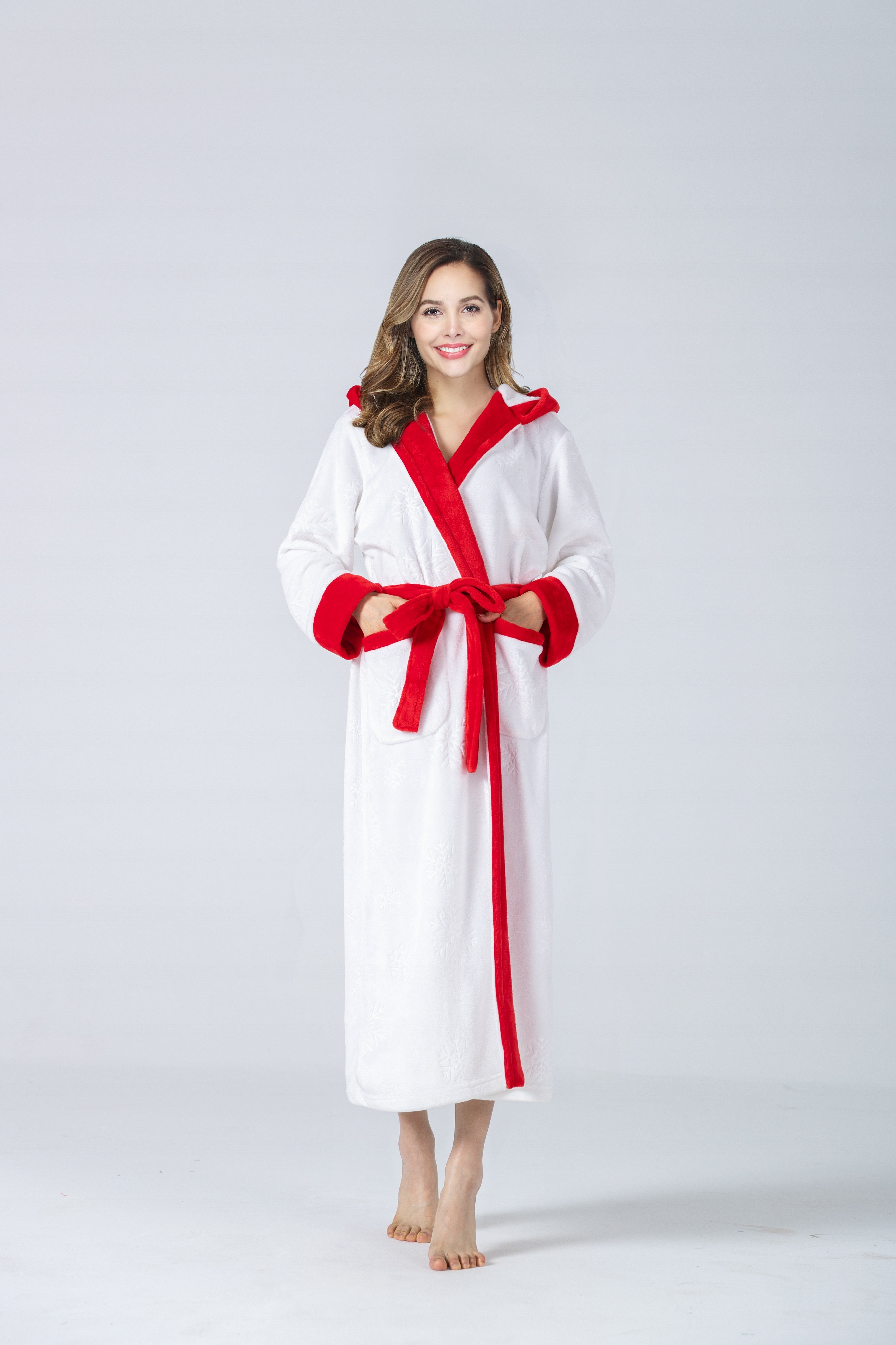 RONGTAI Womens Plush Fleece Hooded Bathrobe, Thick Nightgown Long Robe Sleepwear With Two Side Pockets And Belt