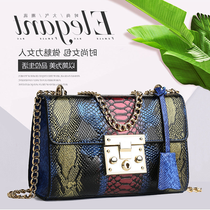 Lock chain small square bag
