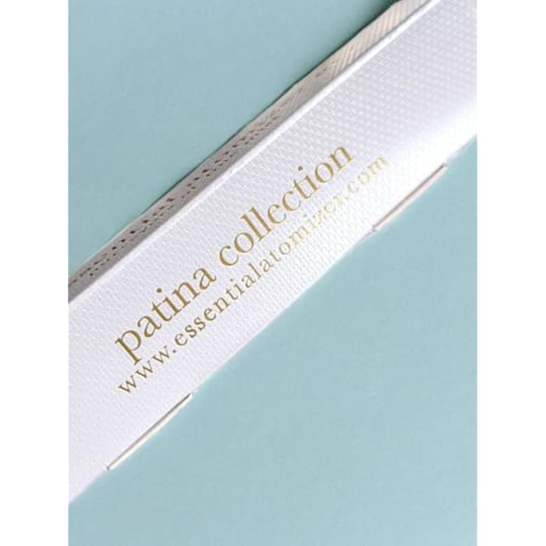 The Essential Atomizer Co. Patina 10ml refillable perfume atomiser with Gift Box. for handbag & travel. (SKY)