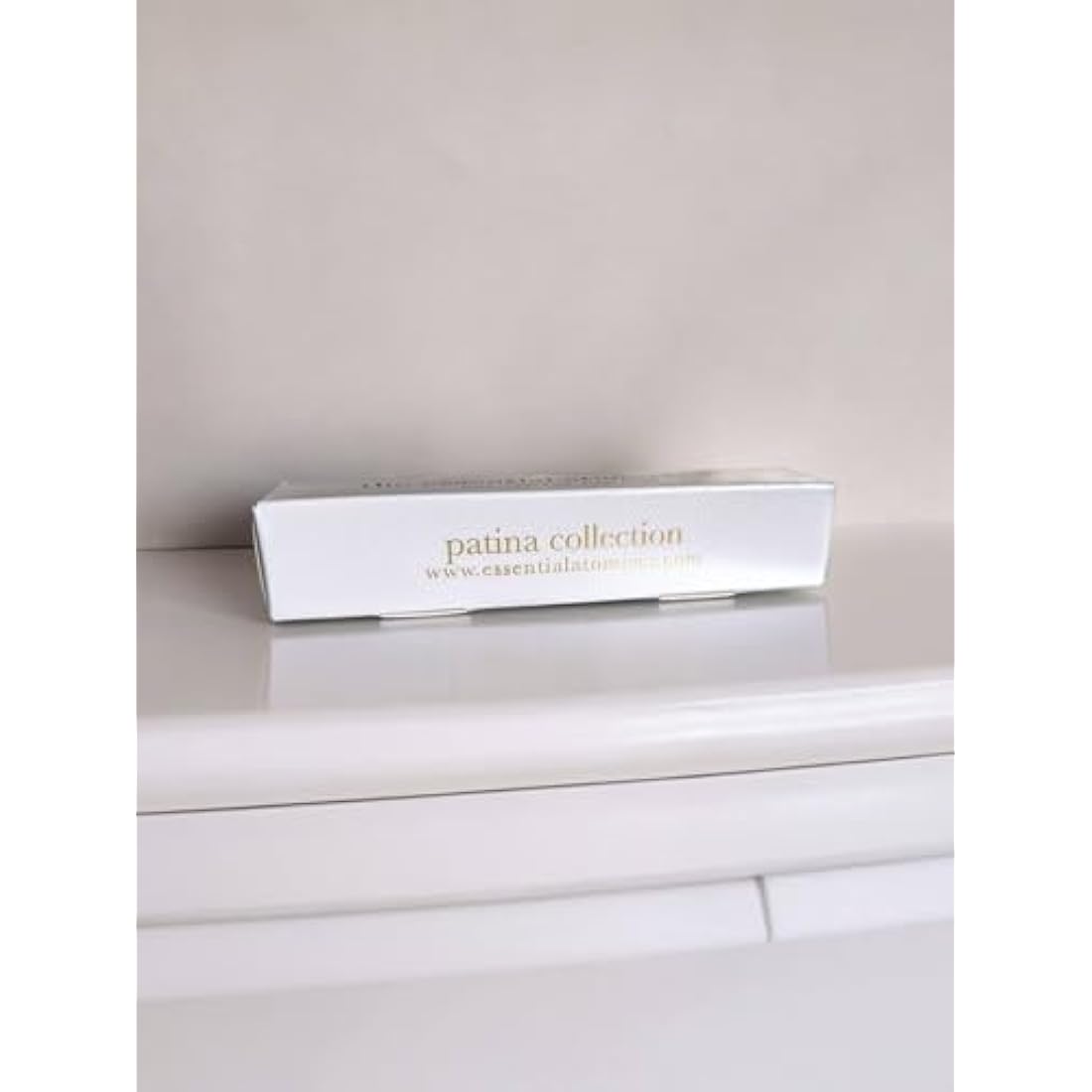 The Essential Atomizer Co. 'Pure' Patina 10ml perfume atomizer with Gift Box. Refillable fragrance atomiser for handbag & travel. Includes funnel