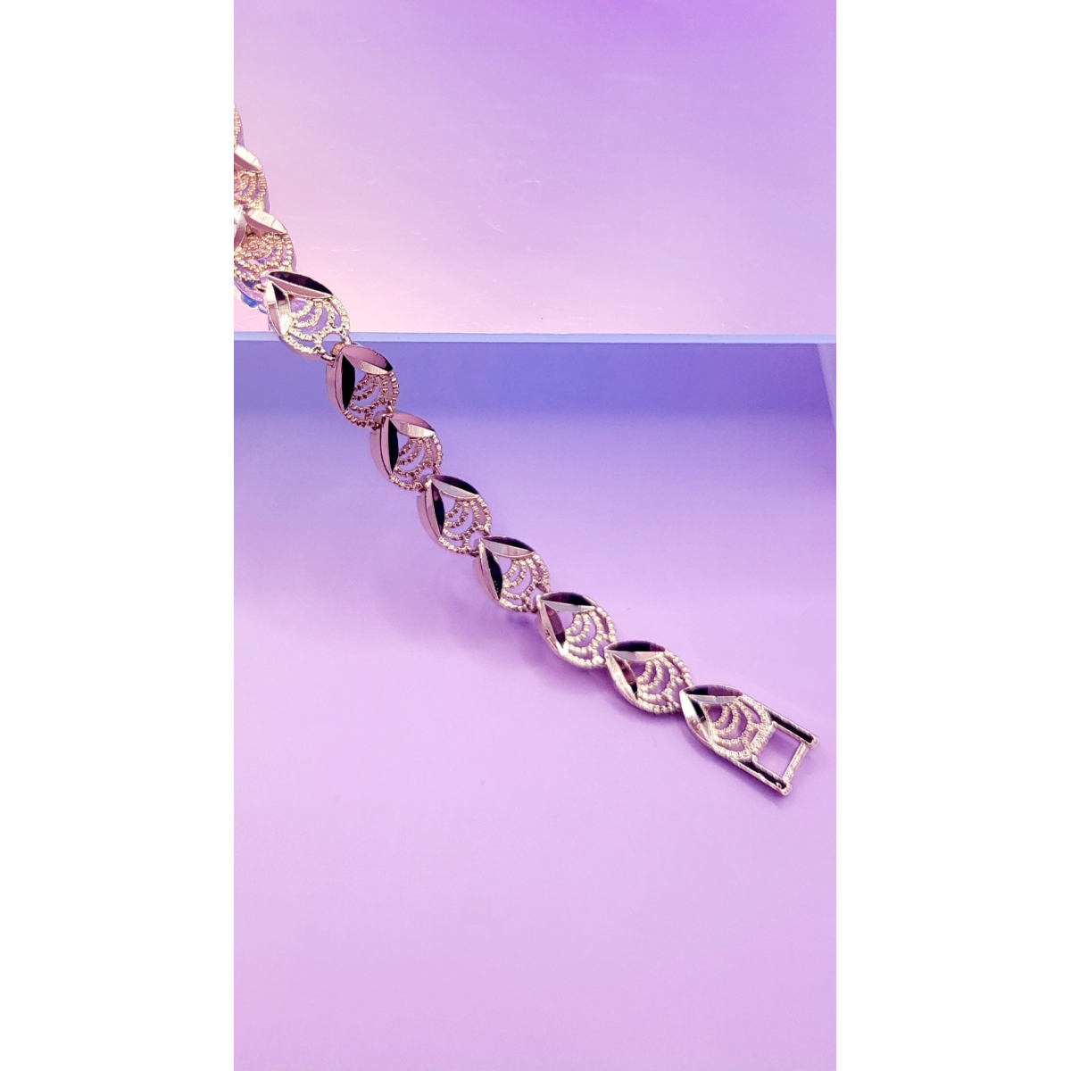 Luxe Shiny Gold Link Bracelet