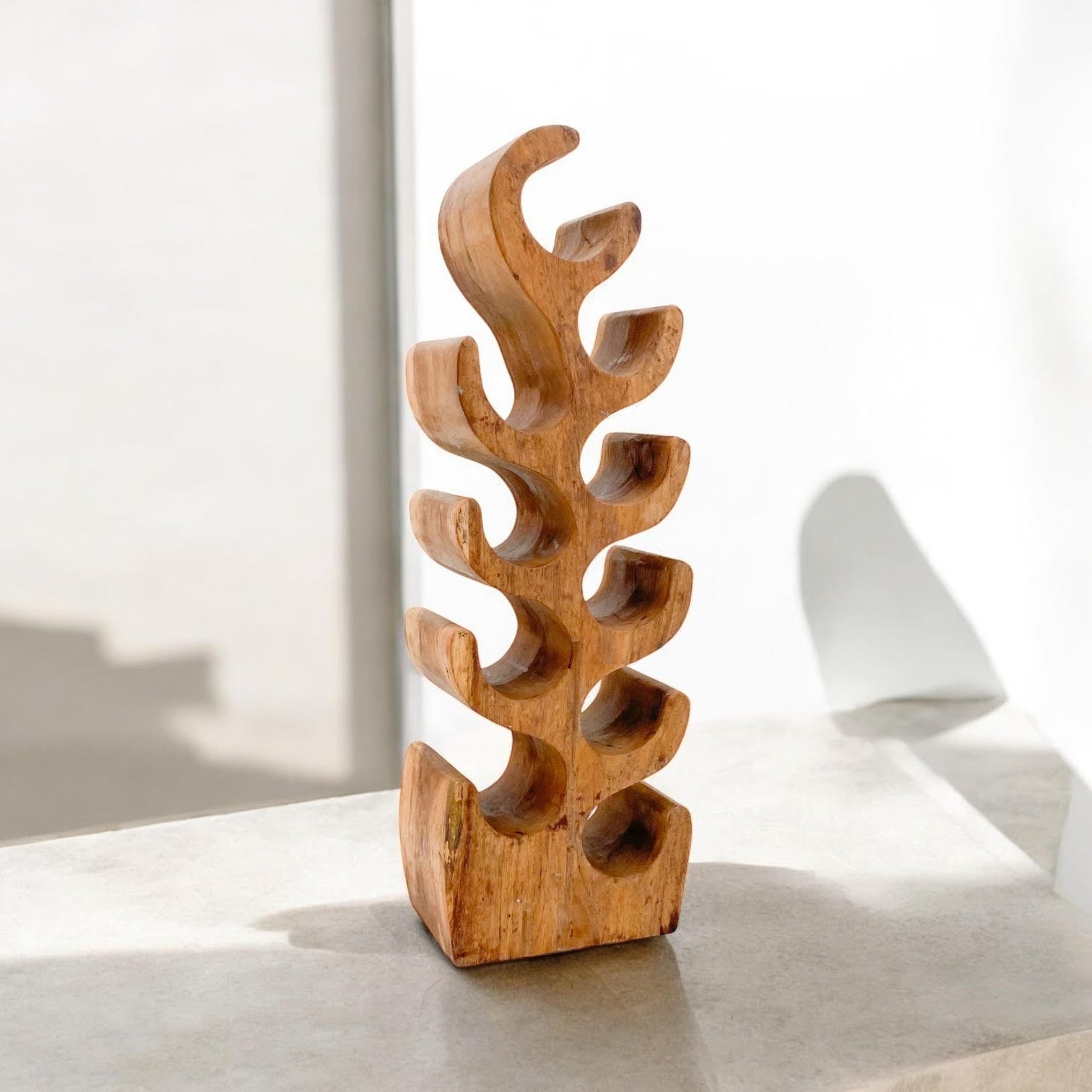 10 Bottle Hand Carved Wine Rack - L15 x W25 x H70 cm