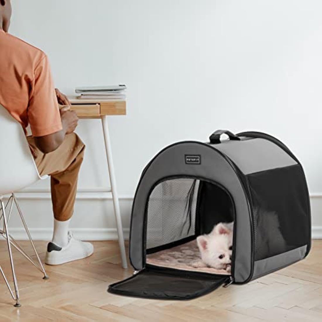 PETSFIT Portable Dog Crate, Dog Travel Crate - 26.5 Inch Lightweight, Roomy, Easy to Set Up, Dog Kennel Indoor with Thick Mat, Sturdy Soft Dog Crate