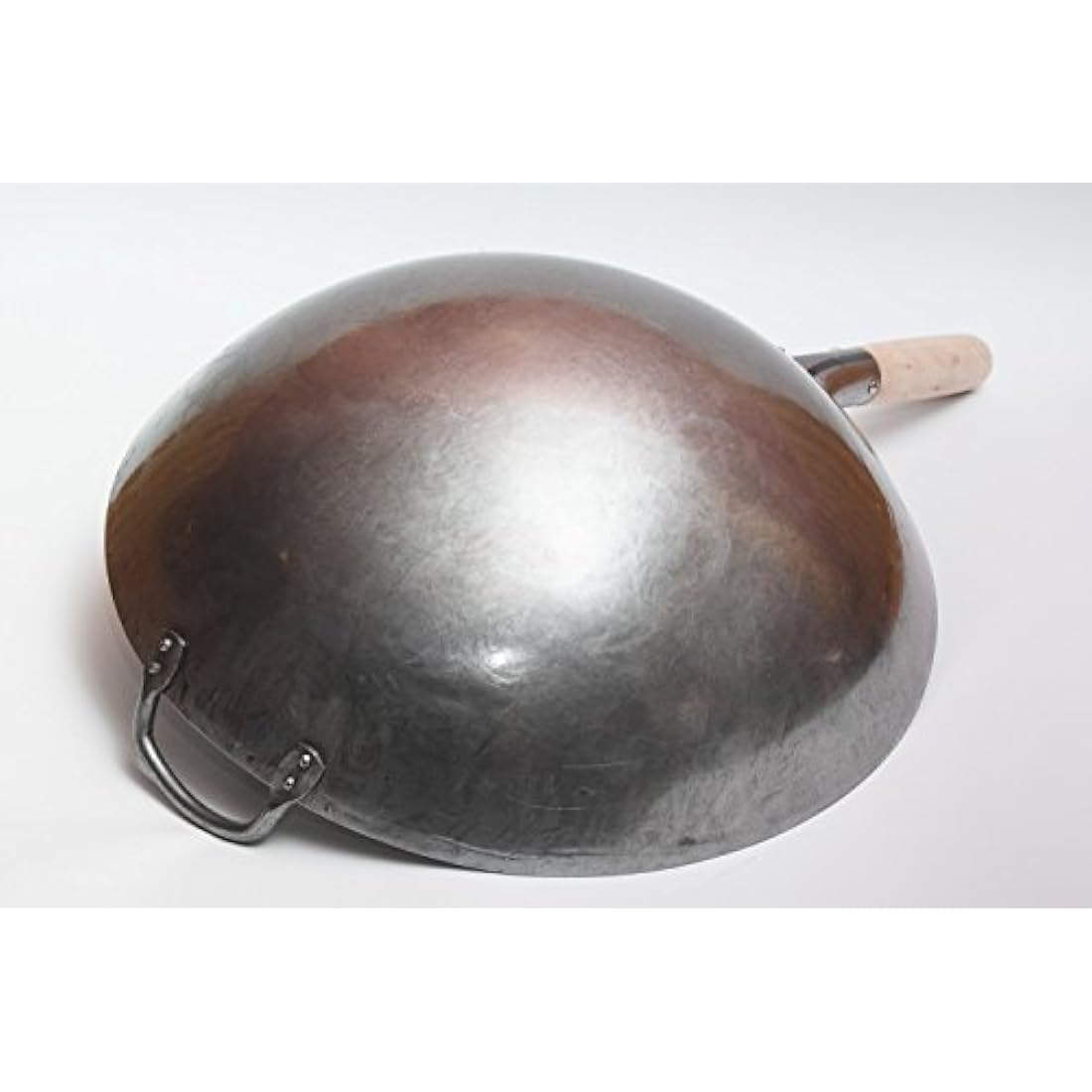 Craft Wok Big 16 Inch Heavy Hand Hammered Carbon Steel Pow Wok with Wooden and Steel Helper Handle (Round Bottom) / 731W138