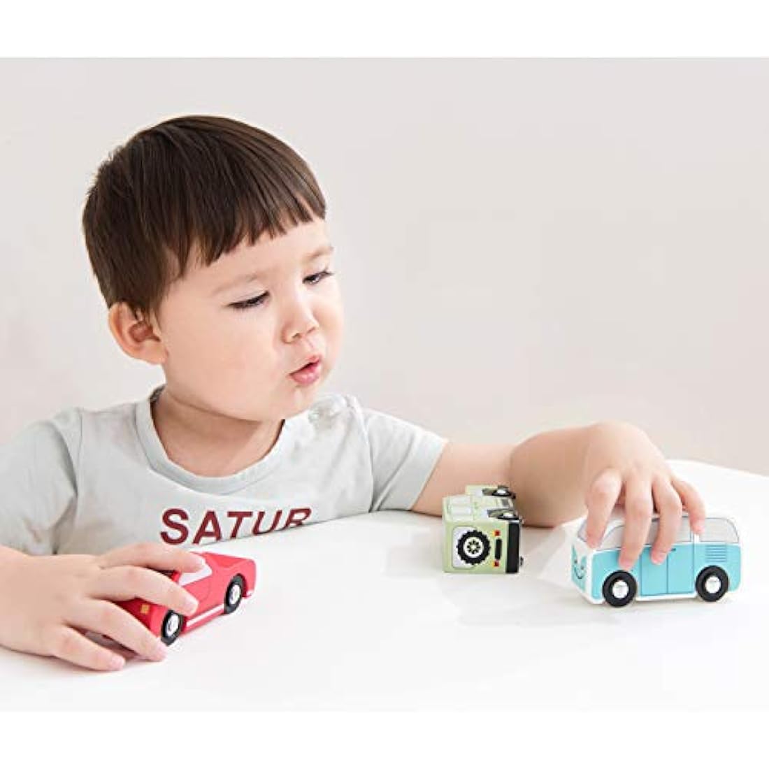 New Classic Toys - Wooden Cars Set - Includes Sportcar, Minibus and Off-Road Vehicle - Wooden Toys, Toy Cars, Kids Car's Set, Montessori Toys - Set of 3 Pcs