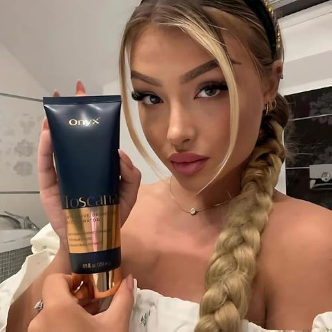 Onyx Toscana Sunbed Cream | Double Bronzer & Tanning Accelerator for Deep Dark Tan | Indoor & Outdoor Use | Hydrating Lotion for Smooth Skin & Long-Lasting Results | Streak-Free & Fast-Absorbing