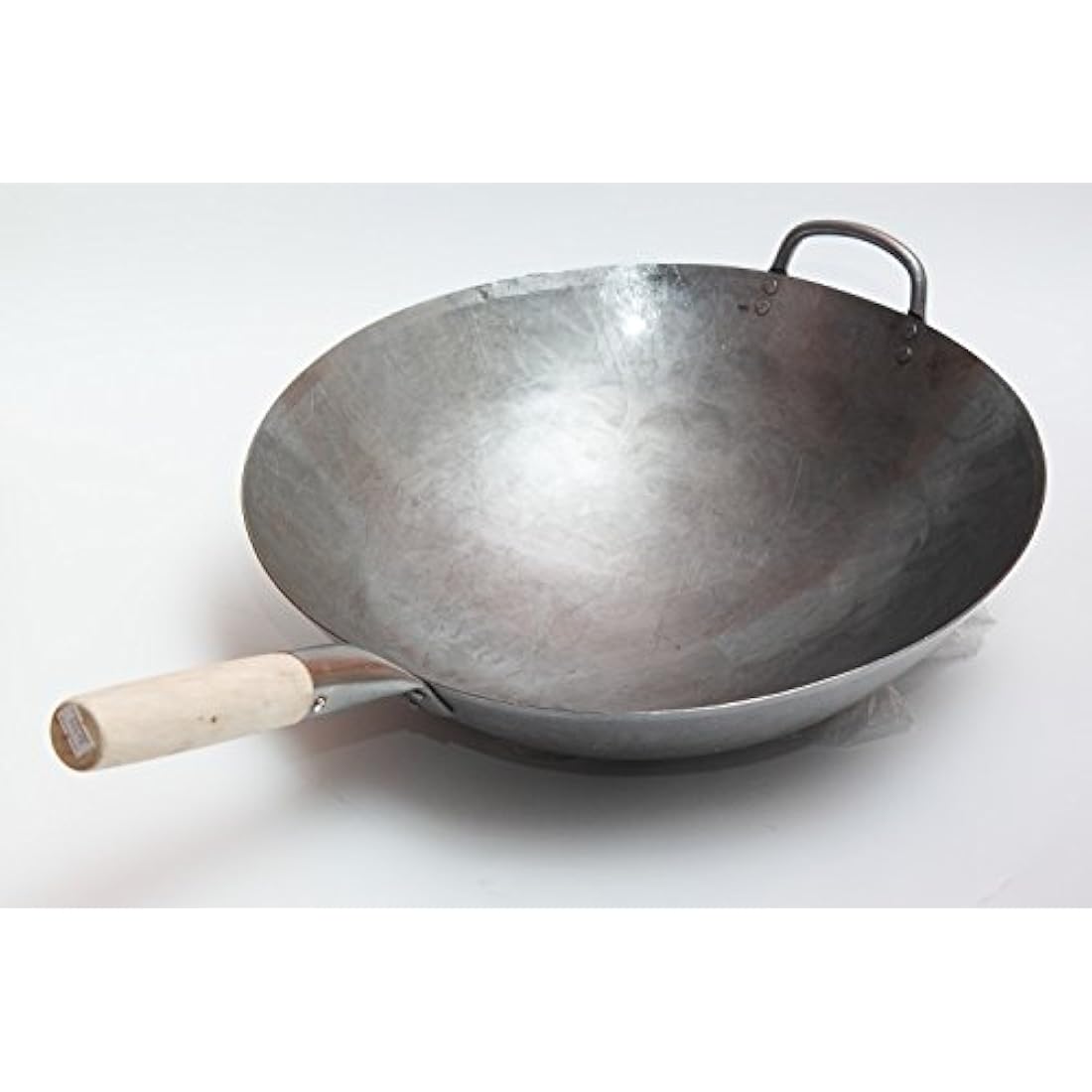 Craft Wok Big 16 Inch Heavy Hand Hammered Carbon Steel Pow Wok with Wooden and Steel Helper Handle (Round Bottom) / 731W138