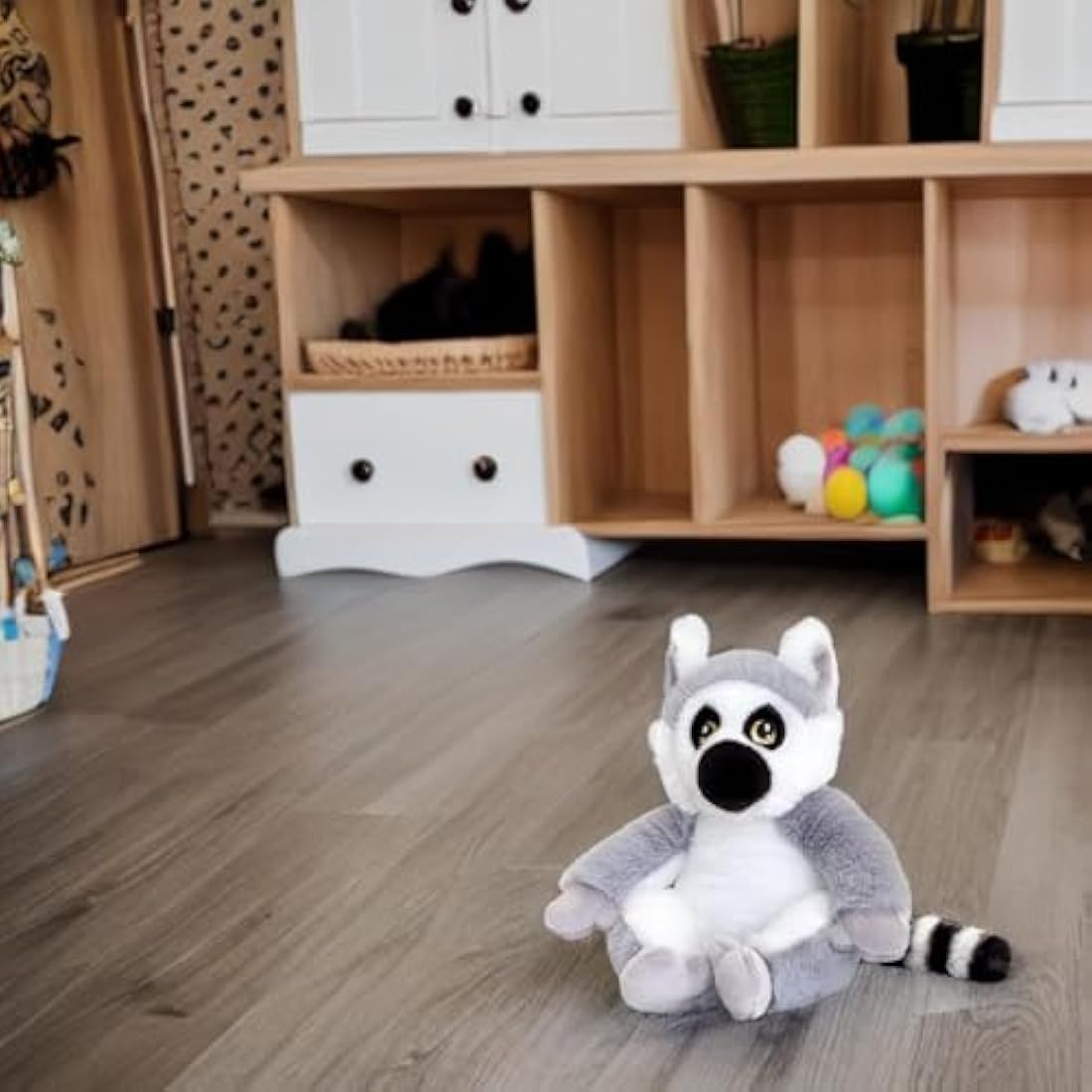 Deluxe Paws Plush Cuddly Soft Eco Toys 100% Recycled (Lemur)