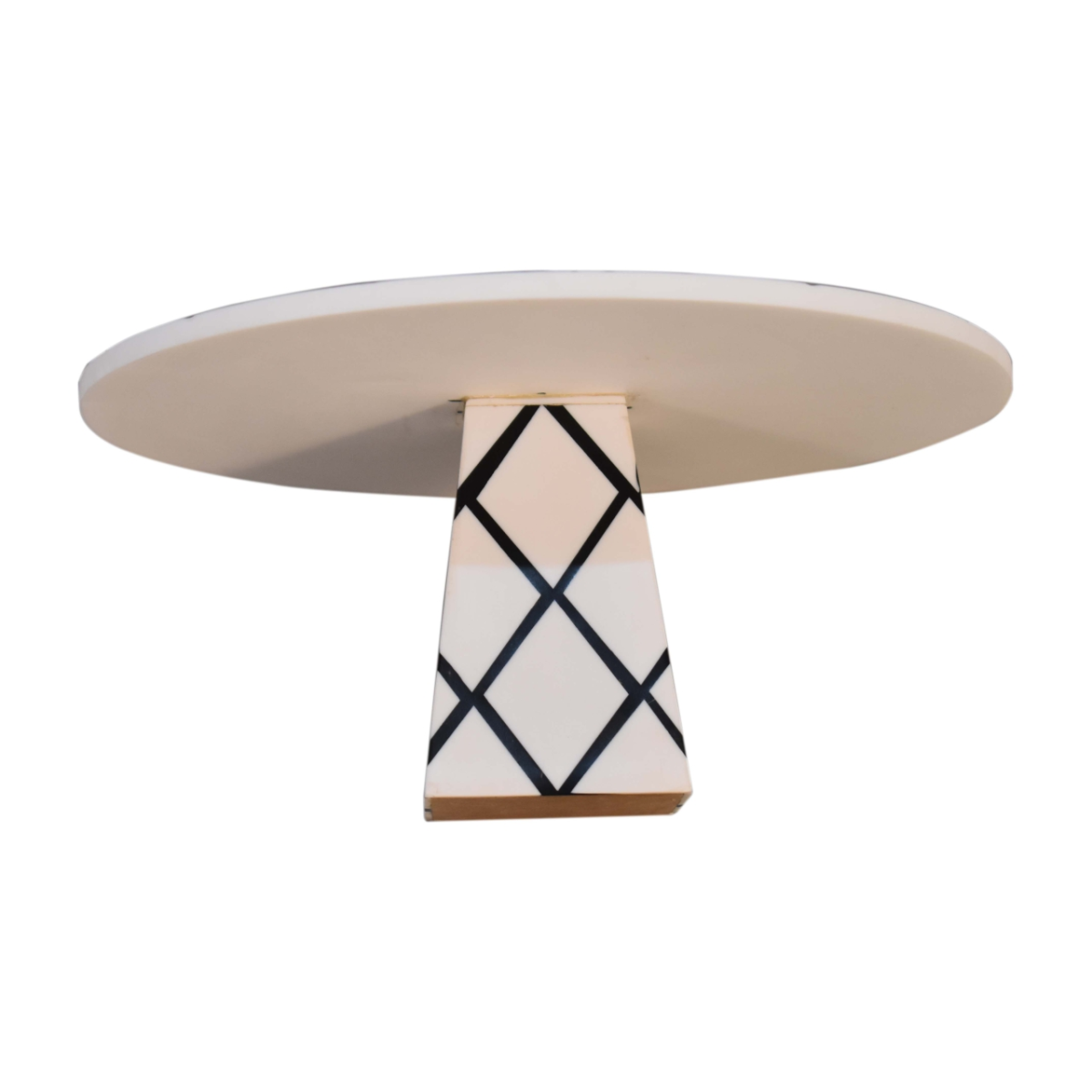 Artisan Furniture White Resin Cake Stand