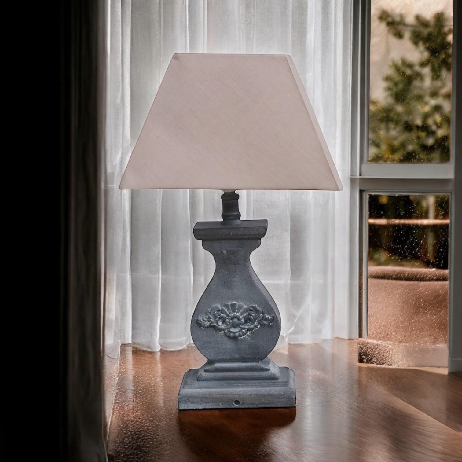 43CM LAMP AND SHADE