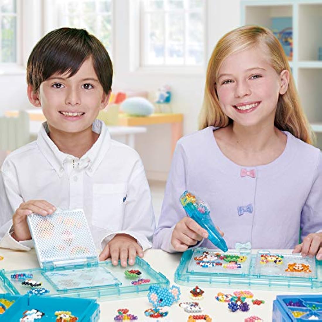 Aquabeads 31502 Mega Bead Set - Arts and Crafts Bead Activity Toy