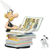 Plastoy SAS 128 - Asterix Sits on Stack of Books * New Edition *